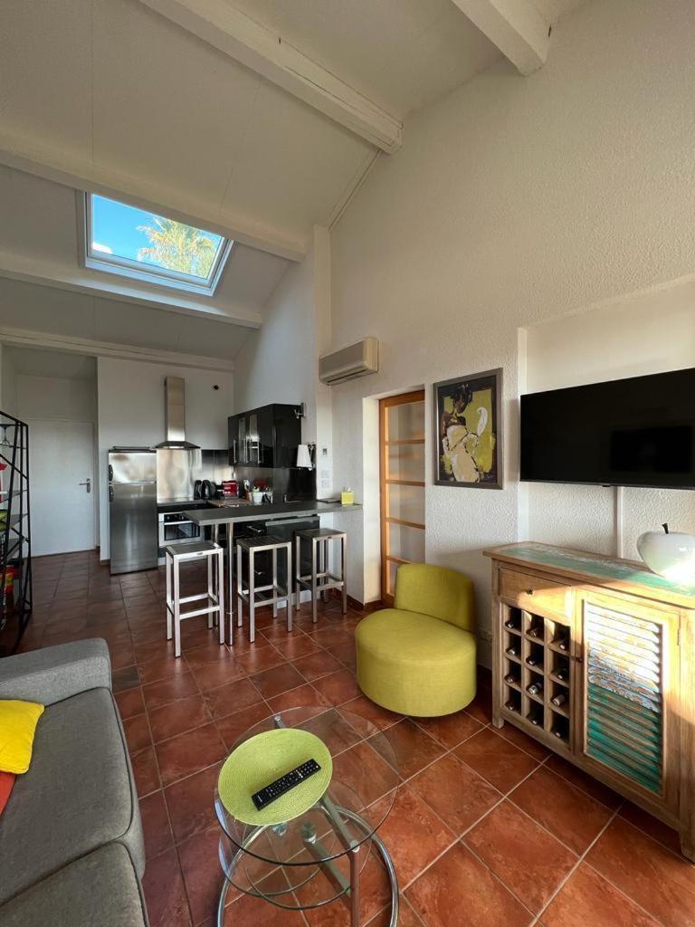 Appartement Vue Sur Mer, Piscine, Garage Prive Bormes-les-Mimosas Ngoại thất bức ảnh